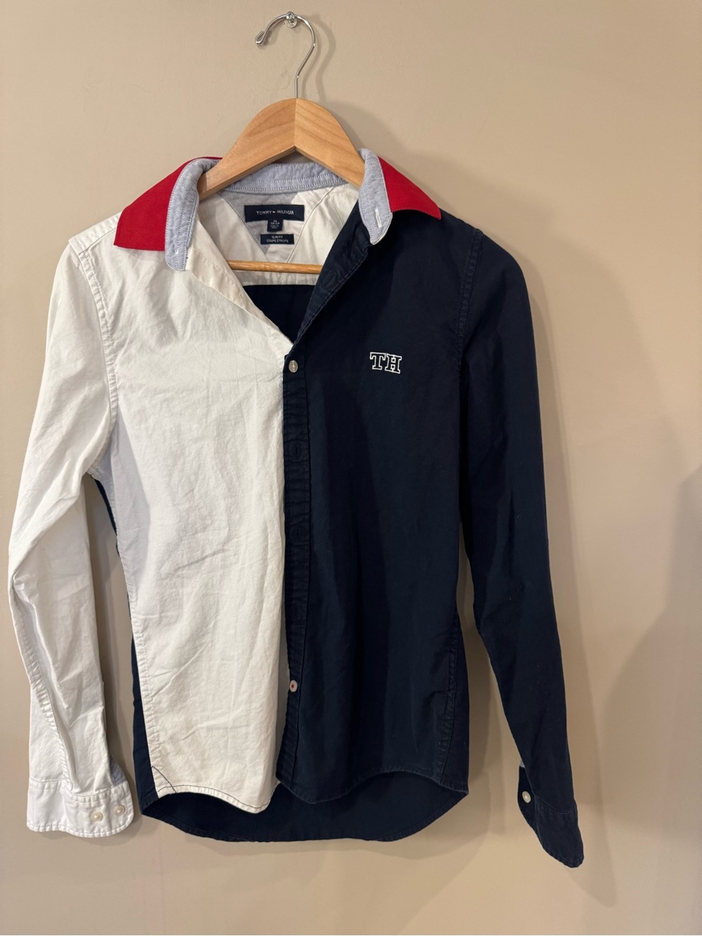Tommy Hilfiger Men’s Colorblock Button Up Shirt XS Slim Fit Navy White Red - Picture 3 of 8